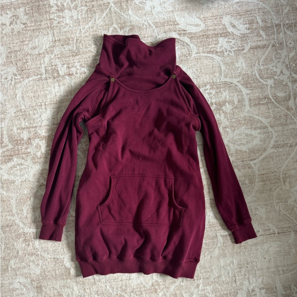 Latched mama sweatshirt
